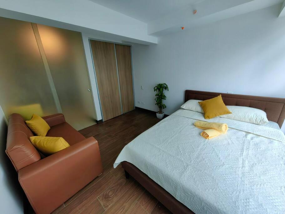 1102 Torre Los Yoses Hermoso Apartamento En Barrio Escalante Sin Parqueo 산호세 외부 사진