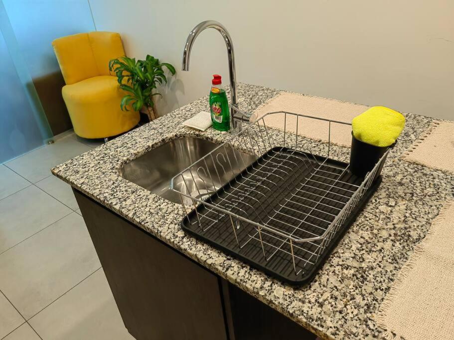 1102 Torre Los Yoses Hermoso Apartamento En Barrio Escalante Sin Parqueo 산호세 외부 사진